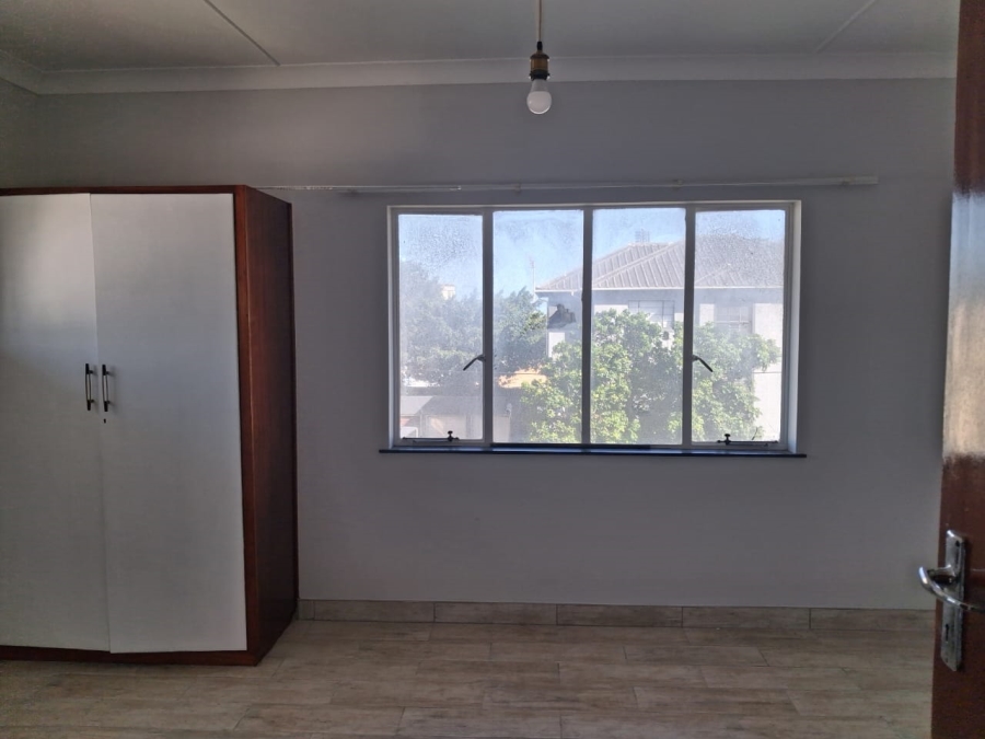 To Let 2 Bedroom Property for Rent in Southernwood Eastern Cape